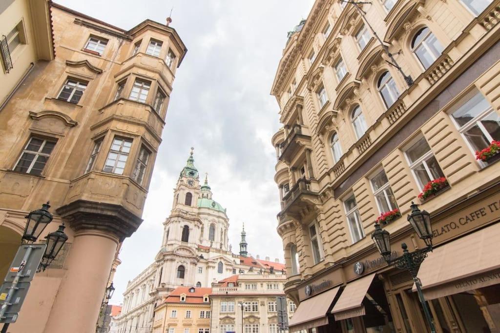 Charles Bridge Tower / Prague Castle View Praga Exterior foto