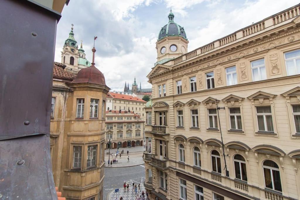 Charles Bridge Tower / Prague Castle View Praga Exterior foto